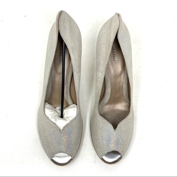 Beautifeel Reiley Disco Print Suede peep toe pumps - Picture 6 of 9